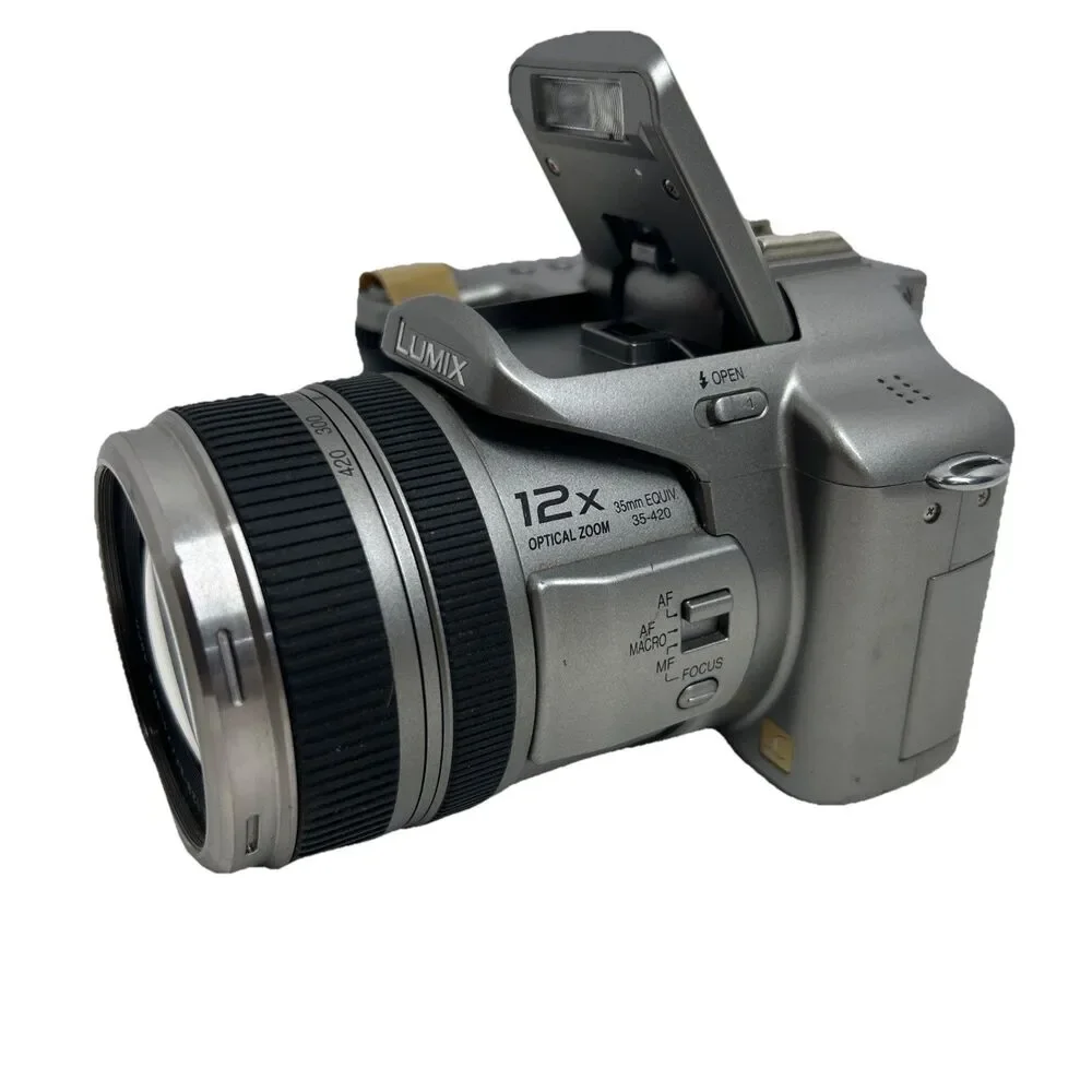 Panasonic‎ LUMIX DMC-FZ30 8.0MP Digital Camera Black - ‼️UNTESTED‼️